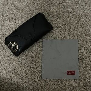 Ray-Ban Black Case with Gray Cloth